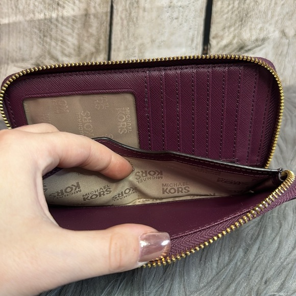 MICHAEL KORS - Wallet/wristlet - Picture 6 of 10